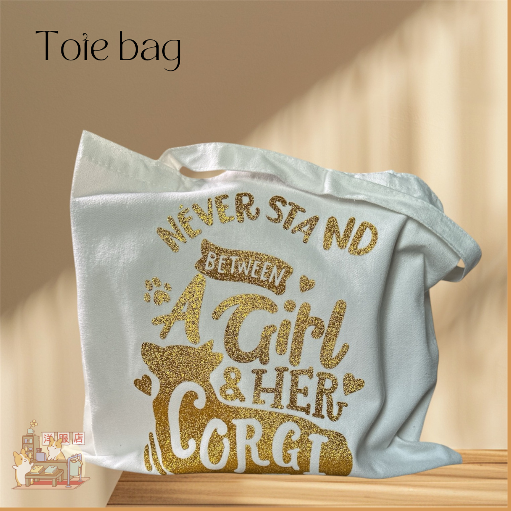 Tote Bag | “Girl & Her Corgi” – Edición Glitter Dorado